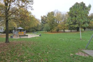 Frankfurt am Main, Unterliederbach, Emil-Siering-Park, Herbst