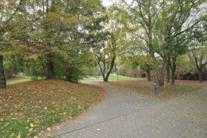 Frankfurt am Main, Unterliederbach, Emil-Siering-Park, Herbst